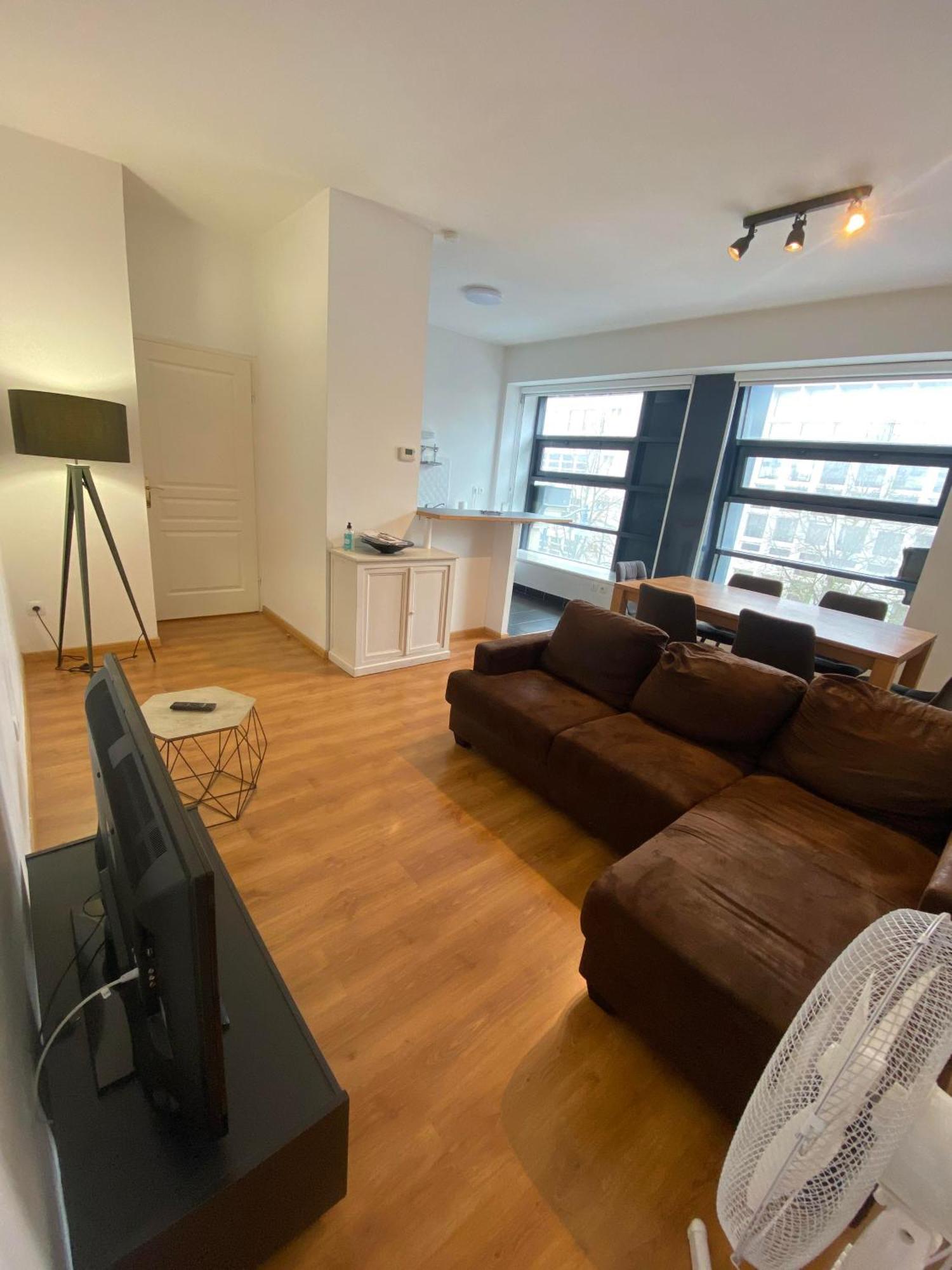 Le Carnot Appartement Avec 2 Chambres Separes Et Parking Privatif Et Securise Аррас Экстерьер фото