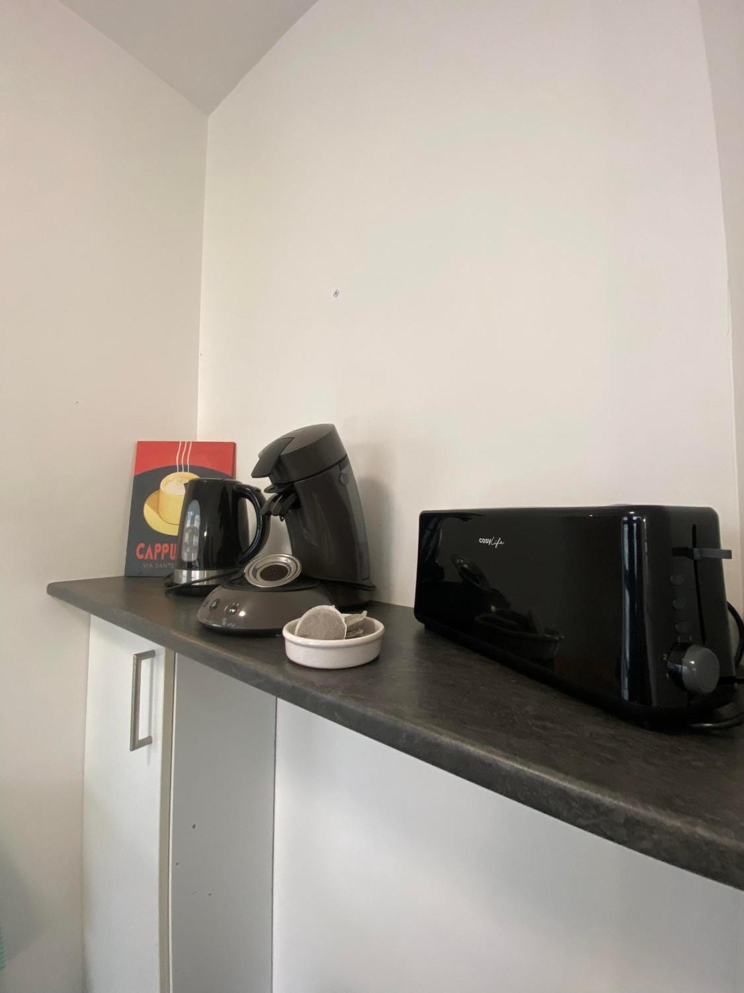 Le Carnot Appartement Avec 2 Chambres Separes Et Parking Privatif Et Securise Аррас Экстерьер фото